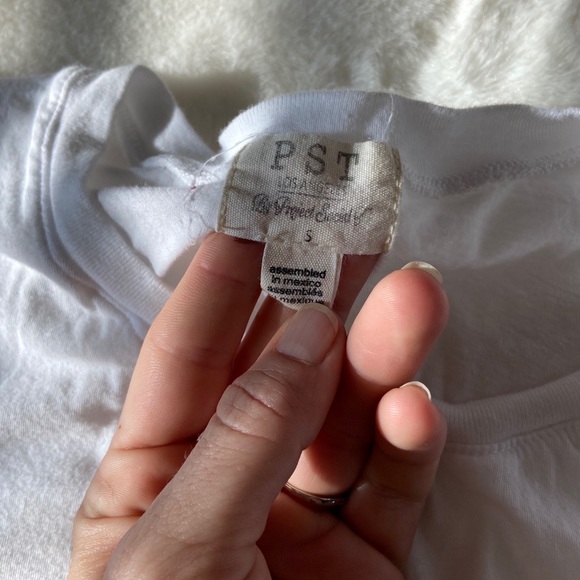 Love Yourself Graphic Tee - Picture 5 of 12